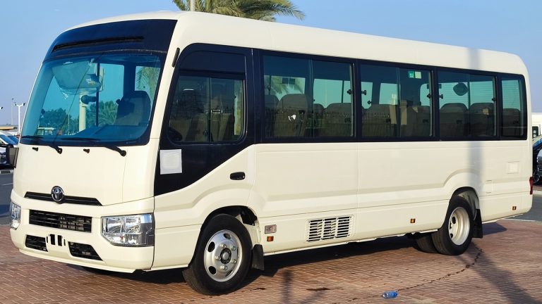 toyota Coaster 2005 Front